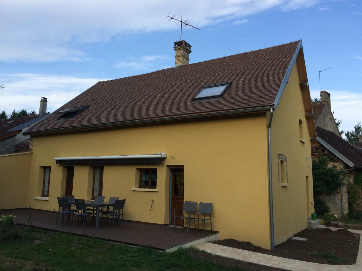 La Bicoque En Puisaye Hotel Saint-Amand-en-Puisaye Екстериор снимка