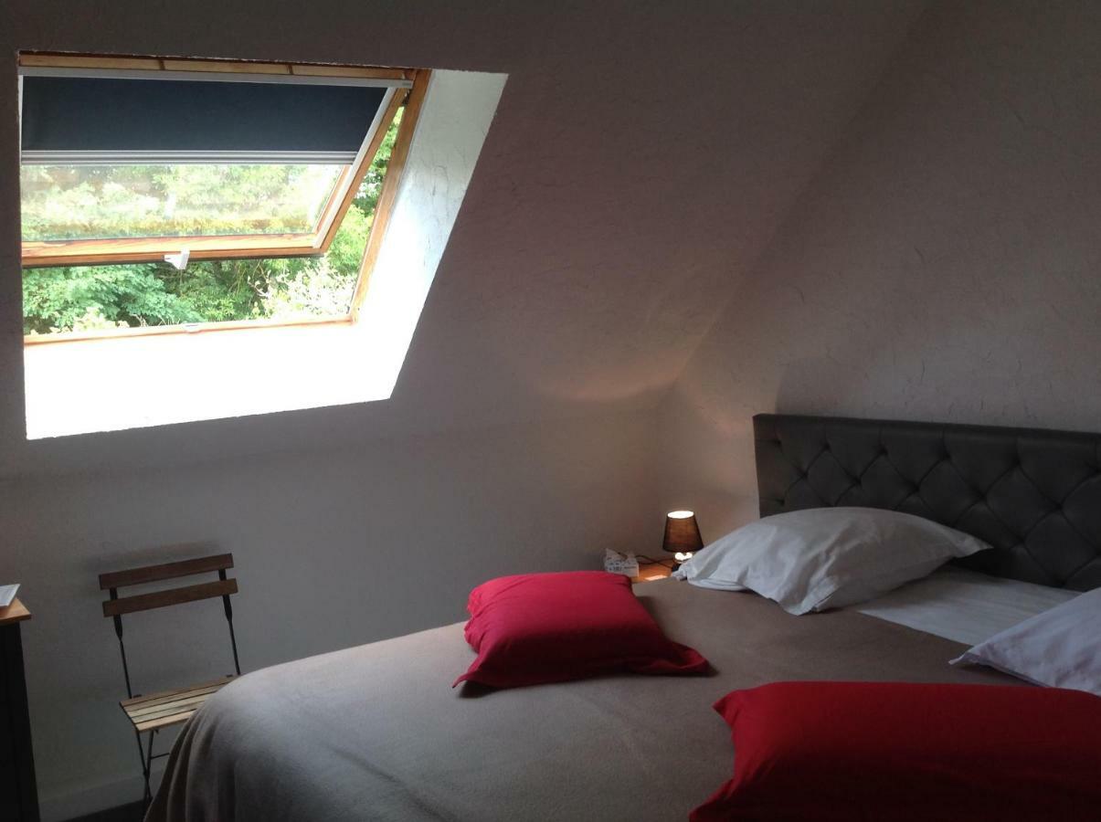 La Bicoque En Puisaye Hotel Saint-Amand-en-Puisaye Екстериор снимка