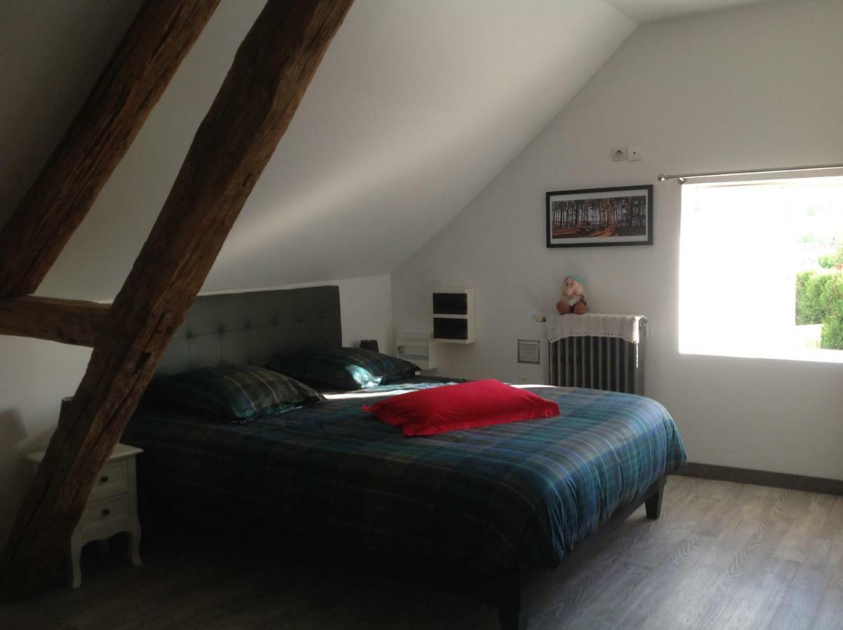 La Bicoque En Puisaye Hotel Saint-Amand-en-Puisaye Екстериор снимка